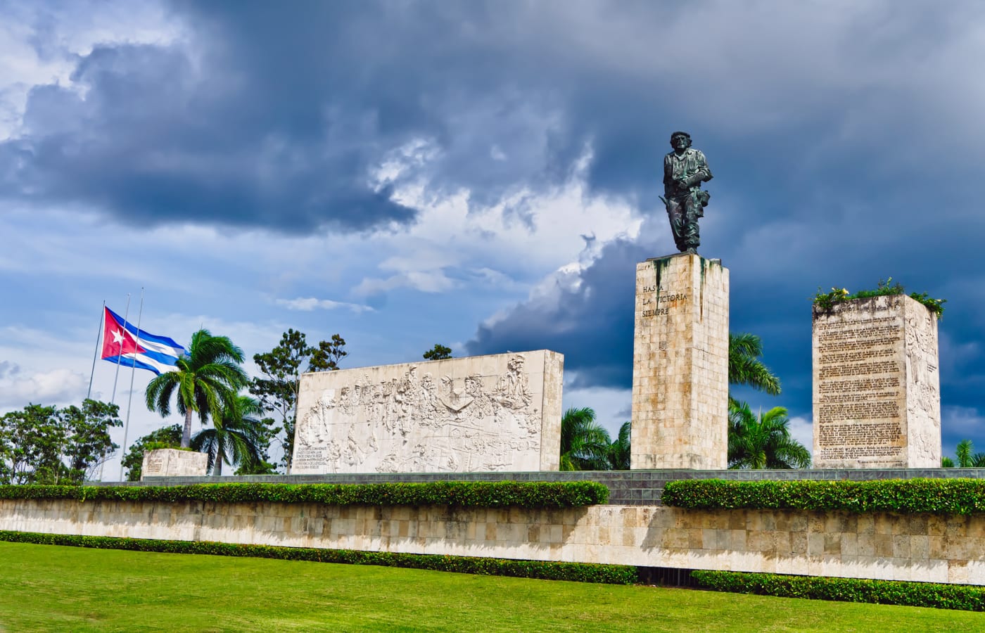 Cuba-Che-Guevara-Mausoleum