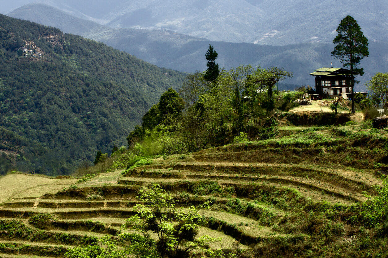 1720685578891-lobesa-village-bhutan[1]