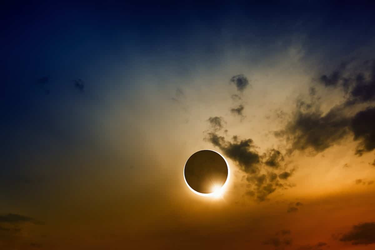 Arctic_explore_eclipse2